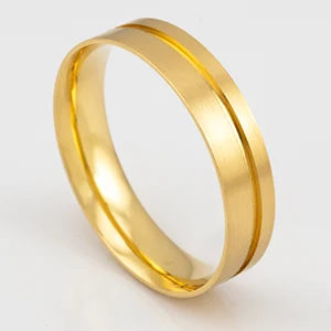 Aliança Anatômica em Ouro 18k com Acabamento Reto Acetinado