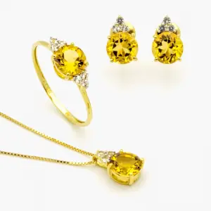 Brinco, Anel e Colar em Ouro Amarelo com Citrino