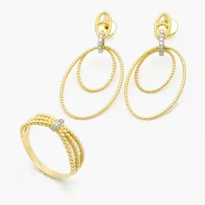 Brinco e Anel em Ouro Amarelo com Diamante