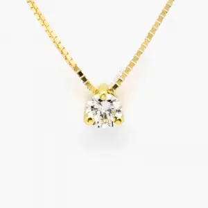 Colar Solitário Ponto de Luz em Ouro Amarelo com Diamante