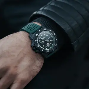 Relógio Luminox Master Carbon Seal Automatic